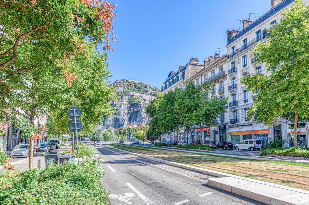 Le Petit Parfait Confort Gare Hamac Netflix Grenoble Eksteriør bilde